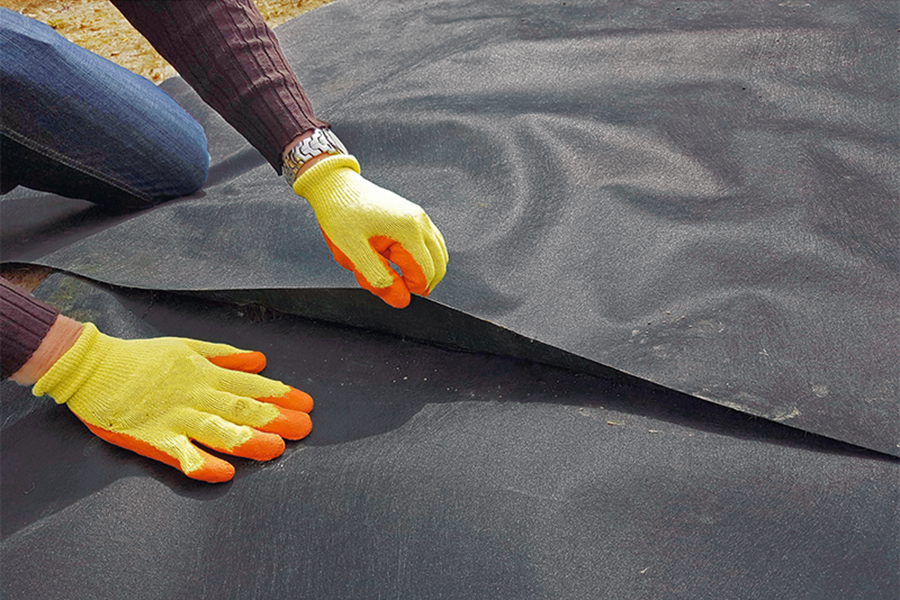 Barrières anti-racines et anti-mauvaises herbes