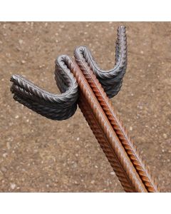 Piquets de clôture nervurés