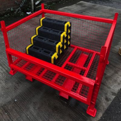Cages de stockage avec porte rabattable