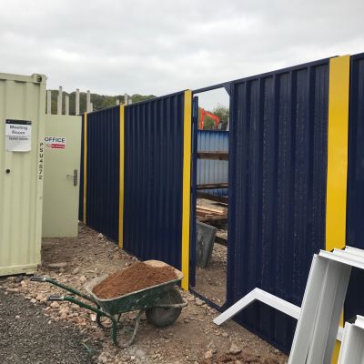 Panneau de porte piétonne en acier pour palissade Panneau de porte piétonne en acier pour palissade