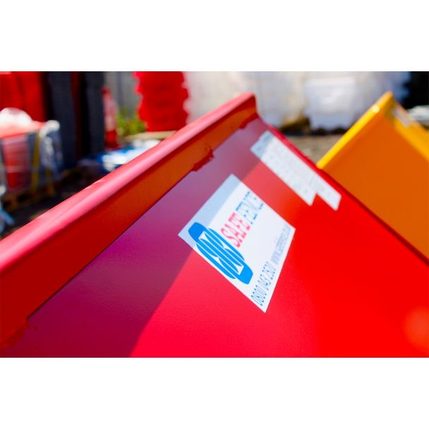 Forklift Tipping Skip Red Seam