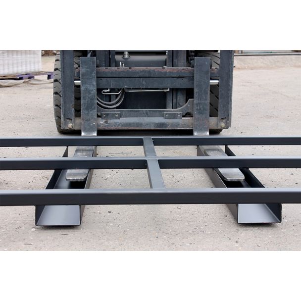 Forklift Carrying Stillages