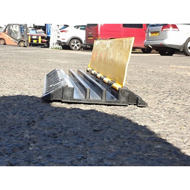 3 Cable Ramp Protector