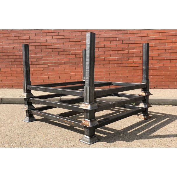 Stillages With Arm