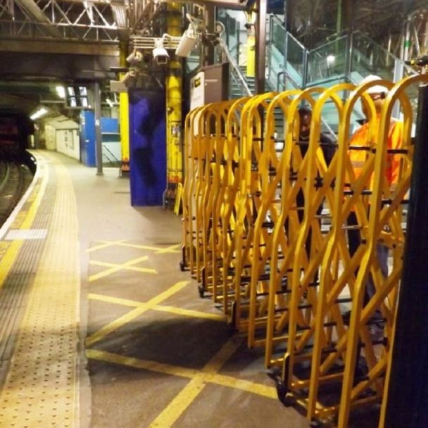 Folding Barrier