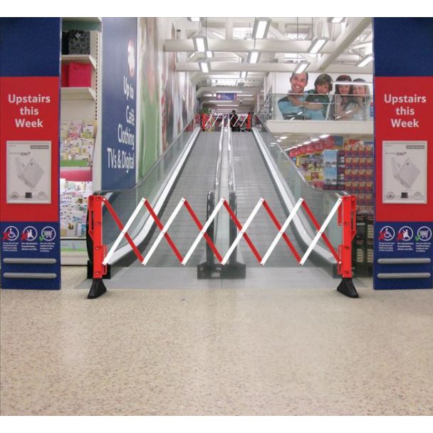 Expandable Access Barrier