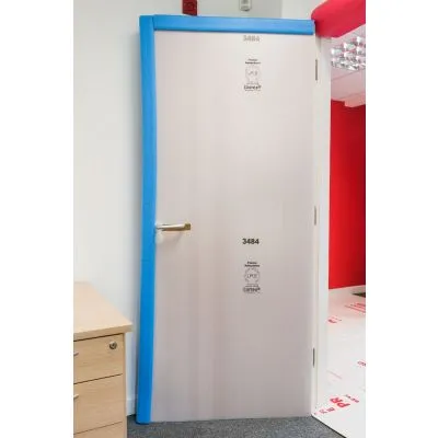 Panneau de protection translucide ignifuge Panneau de protection translucide ignifuge