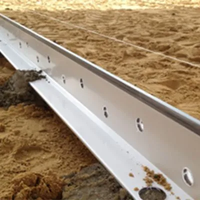 Rail de guidage pour chape K-Form K135 Rail de guidage pour chape K-Form K135